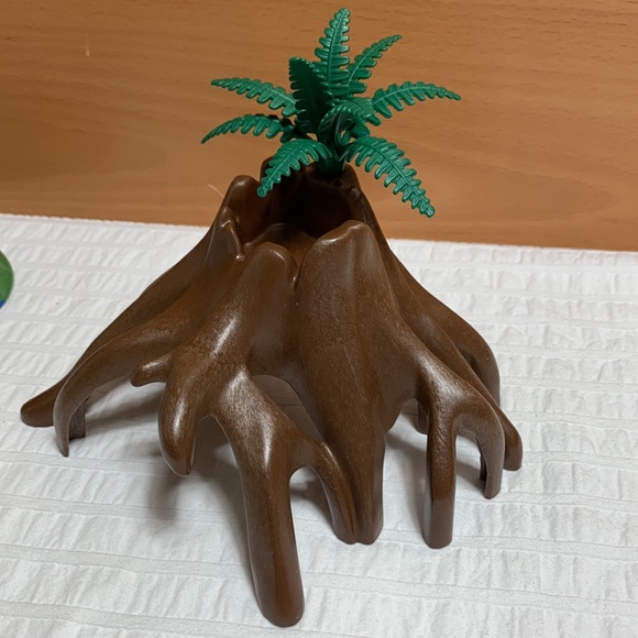 T-Rex w/Velociraptors 4171 by Playmobil - Picture 6 of 12